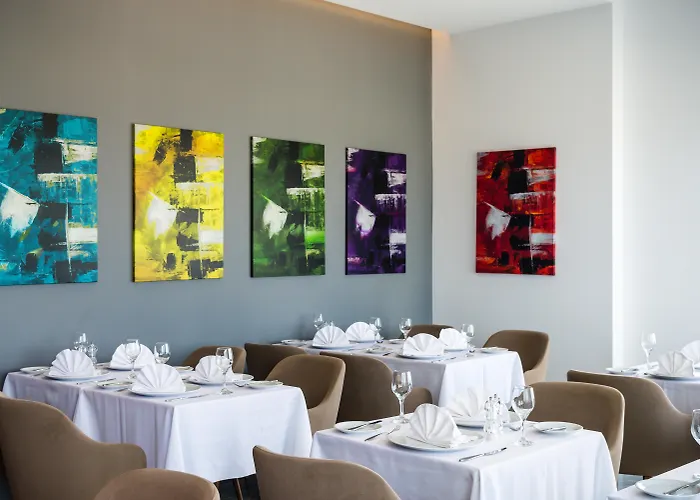 מלון דירות Kefalos Damon פאפוס