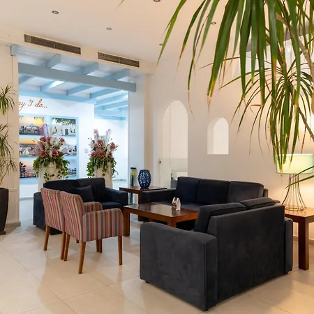 Kefalos Damon Aparthotel Paphos