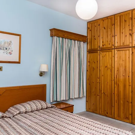 Aparthotel Kefalos Damon Paphos