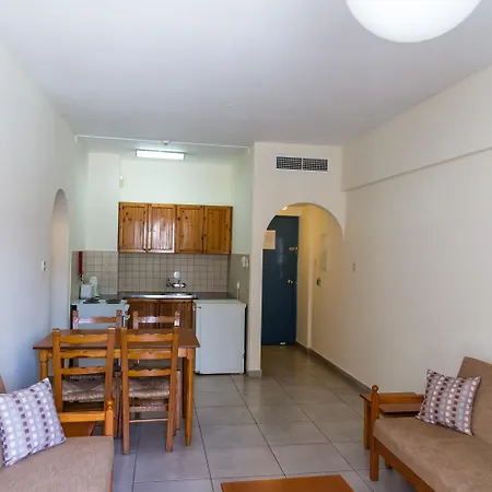 Kefalos Damon Aparthotel