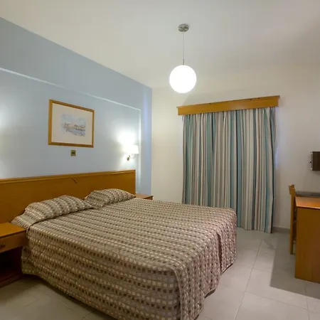 Aparthotel Kefalos Damon Paphos