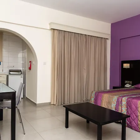 Kefalos Damon Aparthotel 3*