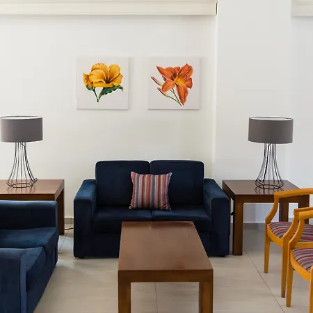 Kefalos Damon Aparthotel Paphos