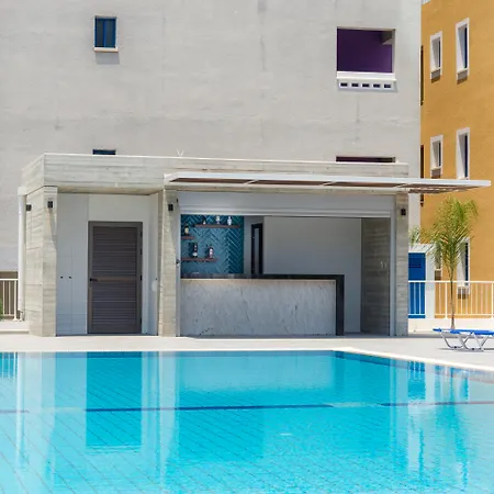 Kefalos Damon Aparthotel Paphos