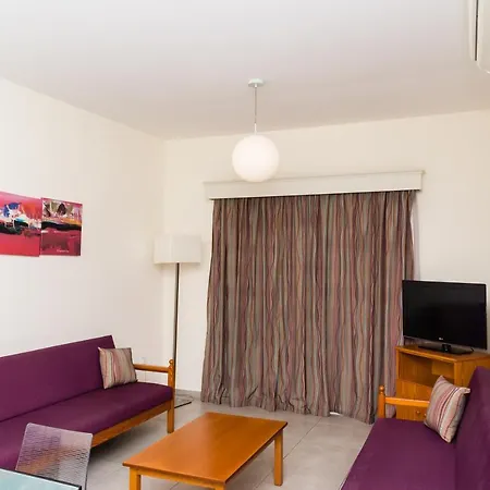 Kefalos Damon Aparthotel
