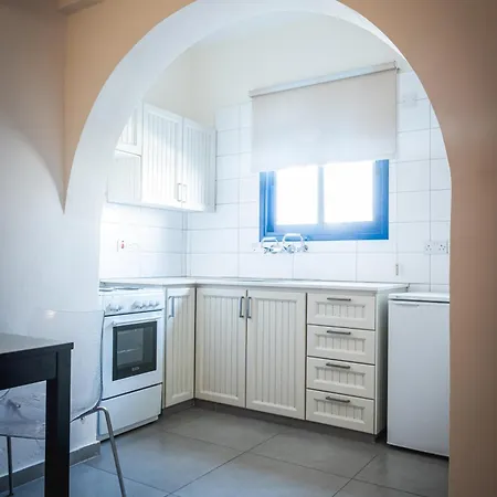 Kefalos Damon Hotel apartamentowy 3*