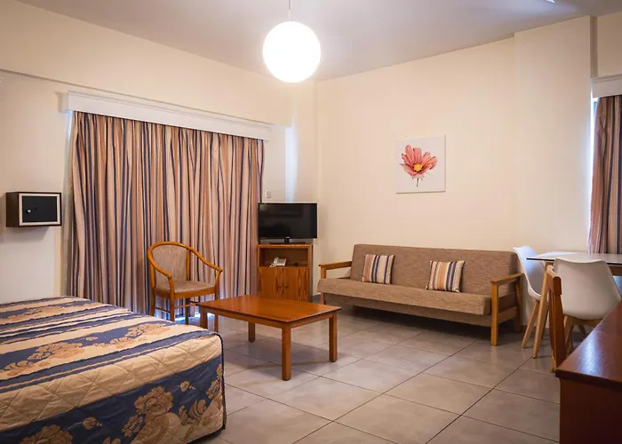 Apartmanhotel Kefalos Damon 3*