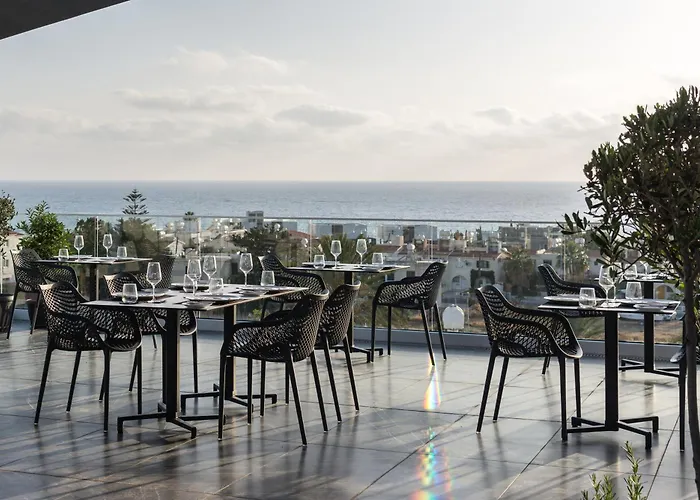 Kefalos Damon Apartmanhotel 3*