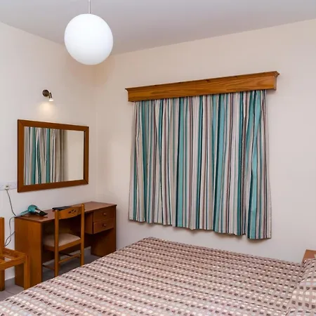 Apart-hotel Kefalos Damon