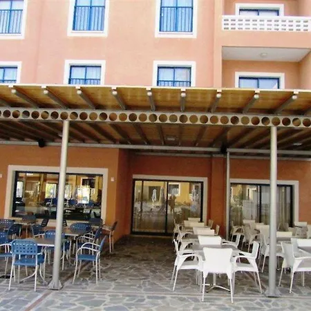 Kefalos Damon Apart-hotel Pafos
