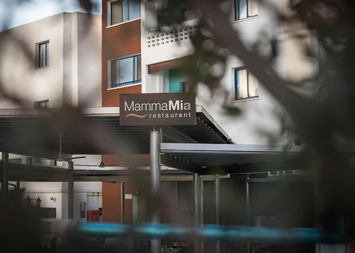 Kefalos Damon Apartahotel Paphos